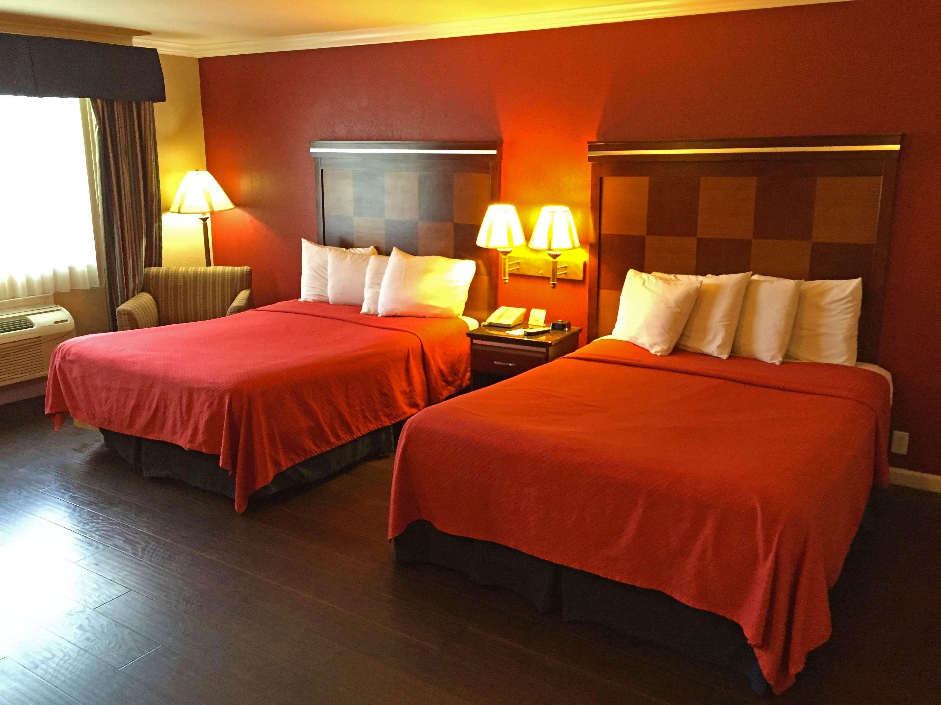 Inn At Bayshore San Mateo Extérieur photo
